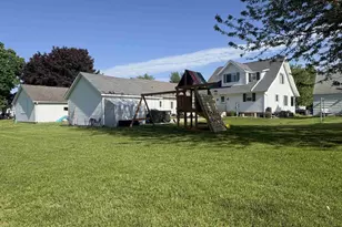 106 E State St, Bonduel, WI 54107 - Photo 35