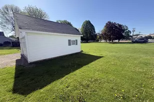 106 E State St, Bonduel, WI 54107 - Photo 33