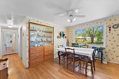 151 E Briar Lane, Green Bay, WI 54301 - Photo 5