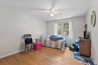 151 E Briar Lane, Green Bay, WI 54301 - Photo 15