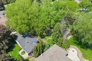 151 E Briar Ln, Green Bay, WI 54301 - Photo 31