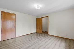 921 Divot Pl, Green Bay, WI 54313 - Photo 23