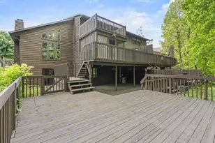 921 Divot Pl, Green Bay, WI 54313 - Photo 51
