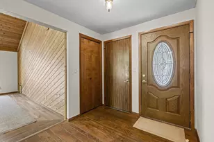 921 Divot Pl, Green Bay, WI 54313 - Photo 7
