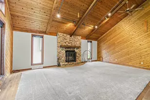 921 Divot Pl, Green Bay, WI 54313 - Photo 11