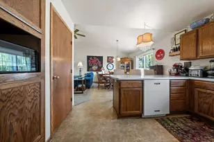 316 Desplaine Rd, De Pere, WI 54115 - Photo 13