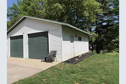 416 W Fulton Street, Waupaca, WI 54981 - Photo 5