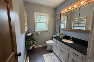 416 W Fulton St, Waupaca, WI 54981 - Photo 11