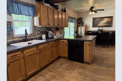 416 W Fulton Street, Waupaca, WI 54981 - Photo 5