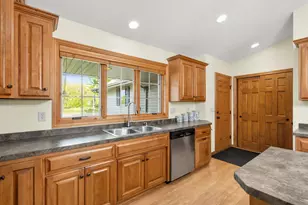 1112 Lake Park Rd, Menasha, WI 54952 - Photo 17