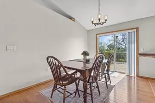 838 Poppy Ln, Little Suamico, WI 54141 - Photo 9
