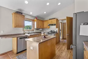 838 Poppy Ln, Little Suamico, WI 54141 - Photo 11