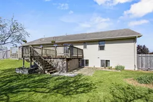 838 Poppy Ln, Little Suamico, WI 54141 - Photo 39