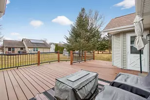 1422 Goldenrod Cir, West Bend, WI 53095 - Photo 47