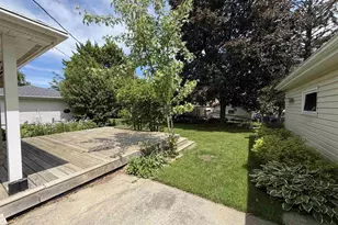 1112 Tullar Rd, Neenah, WI 54956 - Photo 17