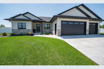 2217 Fox Point Court, De Pere, WI 54115 - Photo 9