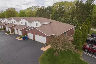 1917 Riverside Dr, Suamico, WI 54313 - Photo 45