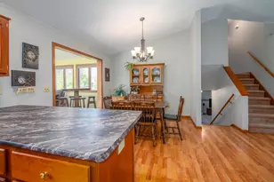 3453 Charlie Anna Dr, Oshkosh, WI 54904 - Photo 9