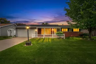 1756 Southland Ave, Oshkosh, WI 54902 - Photo 41