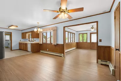 1756 Southland Avenue, Oshkosh, WI 54902 - Photo 11