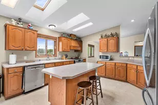 1254 S Overland Rd, De Pere, WI 54115 - Photo 15