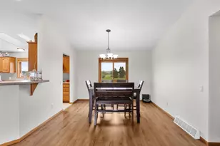 1254 S Overland Rd, De Pere, WI 54115 - Photo 13