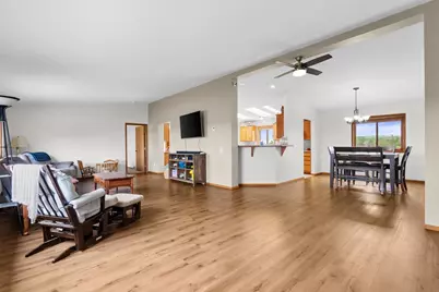 1254 S Overland Road, De Pere, WI 54115 - Photo 9