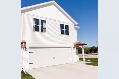 262 N Bell Street, Fond du Lac, WI 54935 - Photo 1