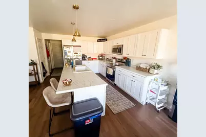 262 N Bell Street, Fond du Lac, WI 54935 - Photo 5