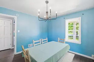 1011 Holzer St, Green Bay, WI 54303 - Photo 11