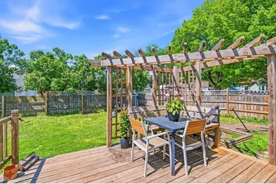 1011 Holzer Street, Green Bay, WI 54303 - Photo 3