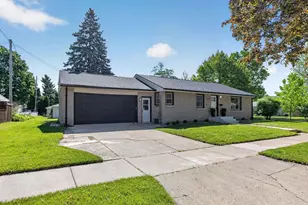2206 N McDonald St, Appleton, WI 54911 - Photo 41