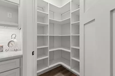 W5995 Woodland Road, Menasha, WI 54952 - Photo 9