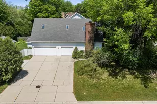 1498 Parkway Dr, Green Bay, WI 54304 - Photo 53