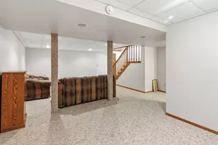 1498 Parkway Dr, Green Bay, WI 54304 - Photo 47
