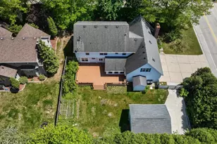 1498 Parkway Dr, Green Bay, WI 54304 - Photo 55