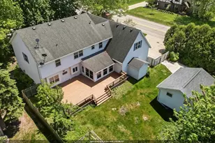 1498 Parkway Dr, Green Bay, WI 54304 - Photo 1
