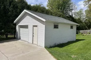1498 Parkway Dr, Green Bay, WI 54304 - Photo 57