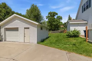 1498 Parkway Dr, Green Bay, WI 54304 - Photo 61