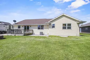 506 Rosemary Ct, Pulaski, WI 54162 - Photo 41