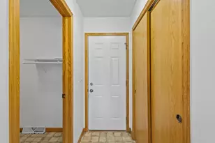 506 Rosemary Ct, Pulaski, WI 54162 - Photo 15