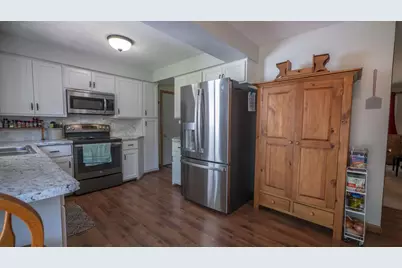 N2649 Kelleen Drive, Waupaca, WI 54981 - Photo 5