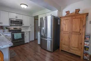N2649 Kelleen Dr, Waupaca, WI 54981 - Photo 5
