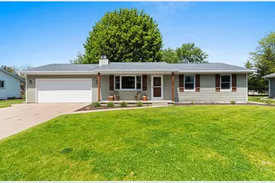 1127 Taylor Street, Green Bay, WI 54303 - Photo 1