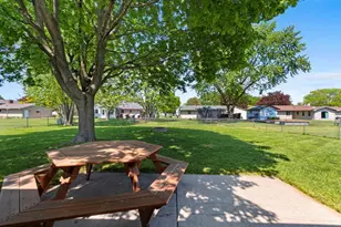 1127 Taylor St, Green Bay, WI 54303 - Photo 31