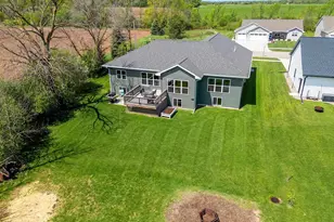 3027 Scarlet Oak Rd, De Pere, WI 54115 - Photo 43