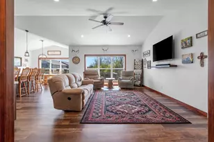3027 Scarlet Oak Rd, De Pere, WI 54115 - Photo 11