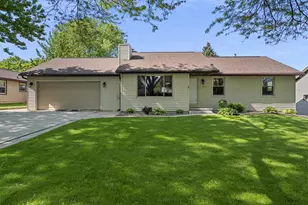 2545 Wildflower, Green Bay, WI 54311 - Photo 65