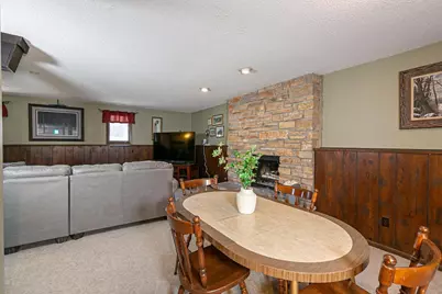 456 Pleasant Court, Neenah, WI 54956 - Photo 23