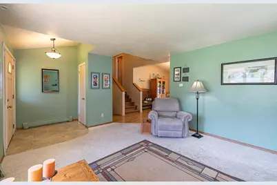 456 Pleasant Court, Neenah, WI 54956 - Photo 5